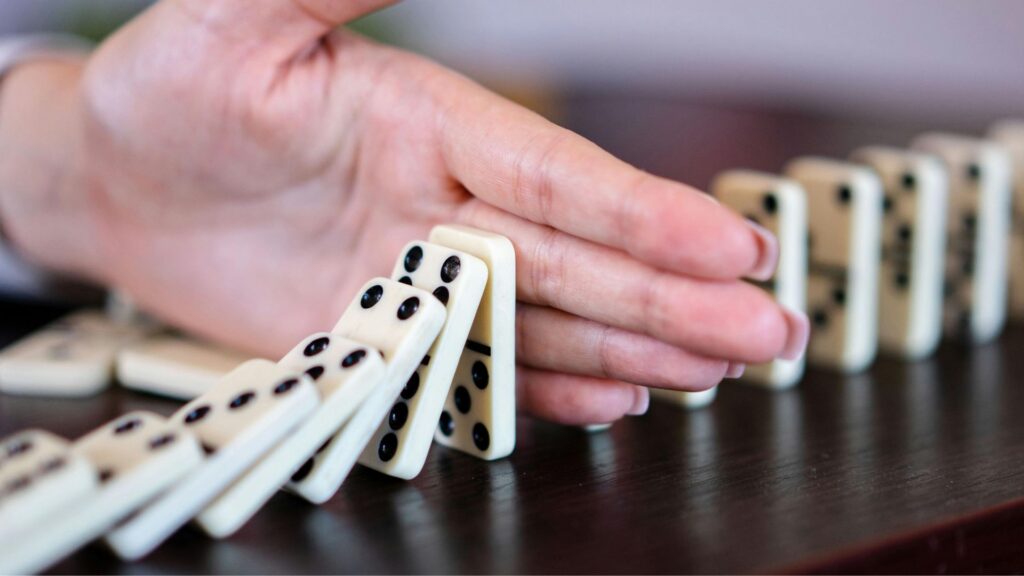 Workplace Ergonomics Singapore – poor ergonomics causing a chain reaction affecting productivity and employee health