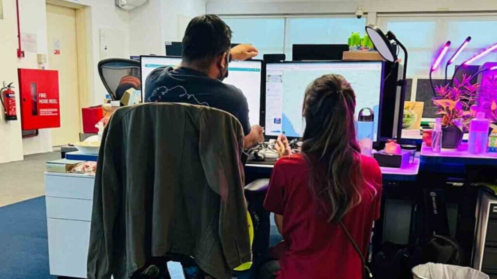 Office workplace risk assessment supporting occupational health and safety program implementation in Singapore organisations